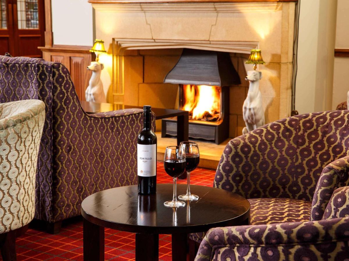 Mercure Leeds Parkway Hotel Екстериор снимка