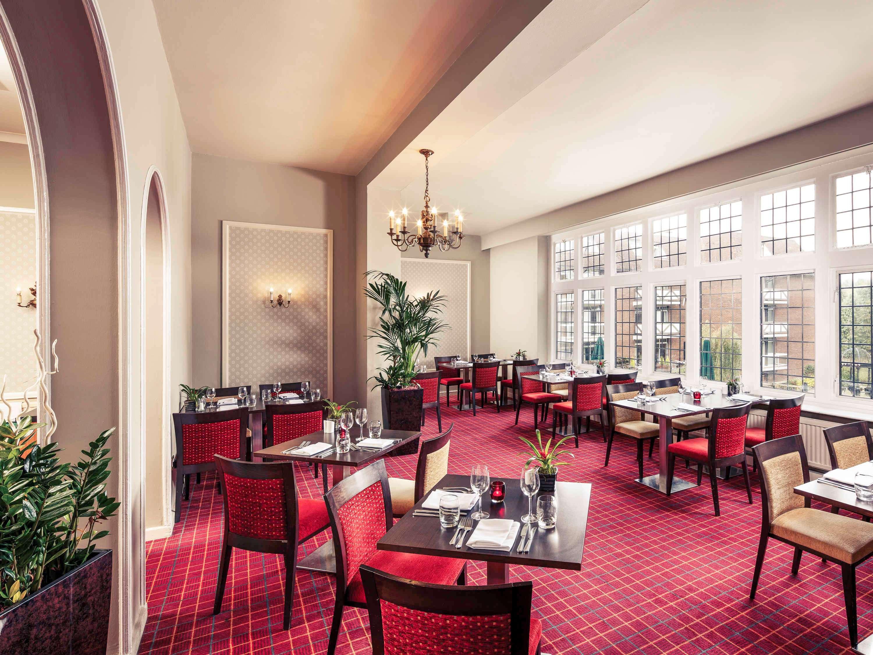 Mercure Leeds Parkway Hotel Екстериор снимка