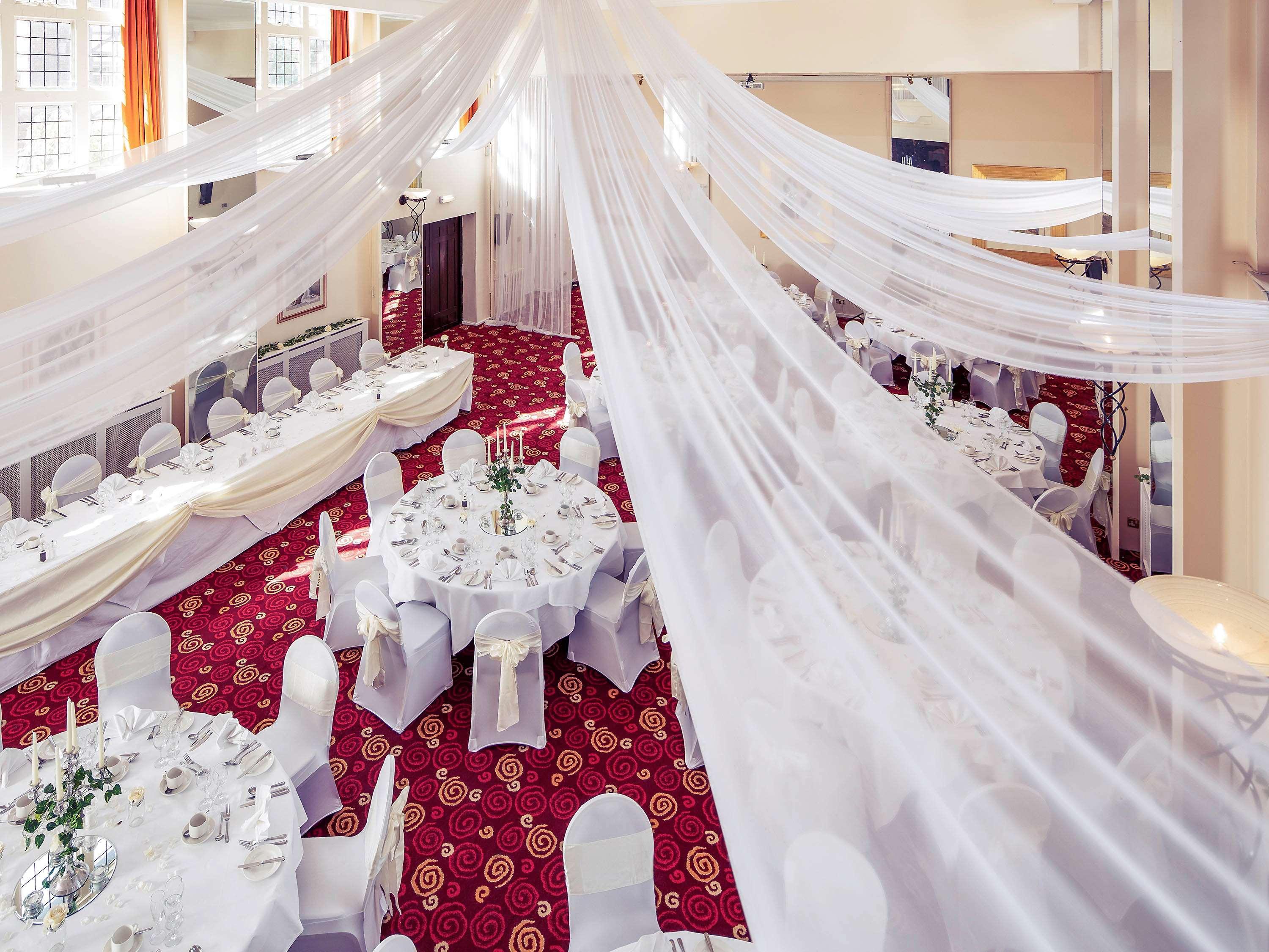Mercure Leeds Parkway Hotel Екстериор снимка