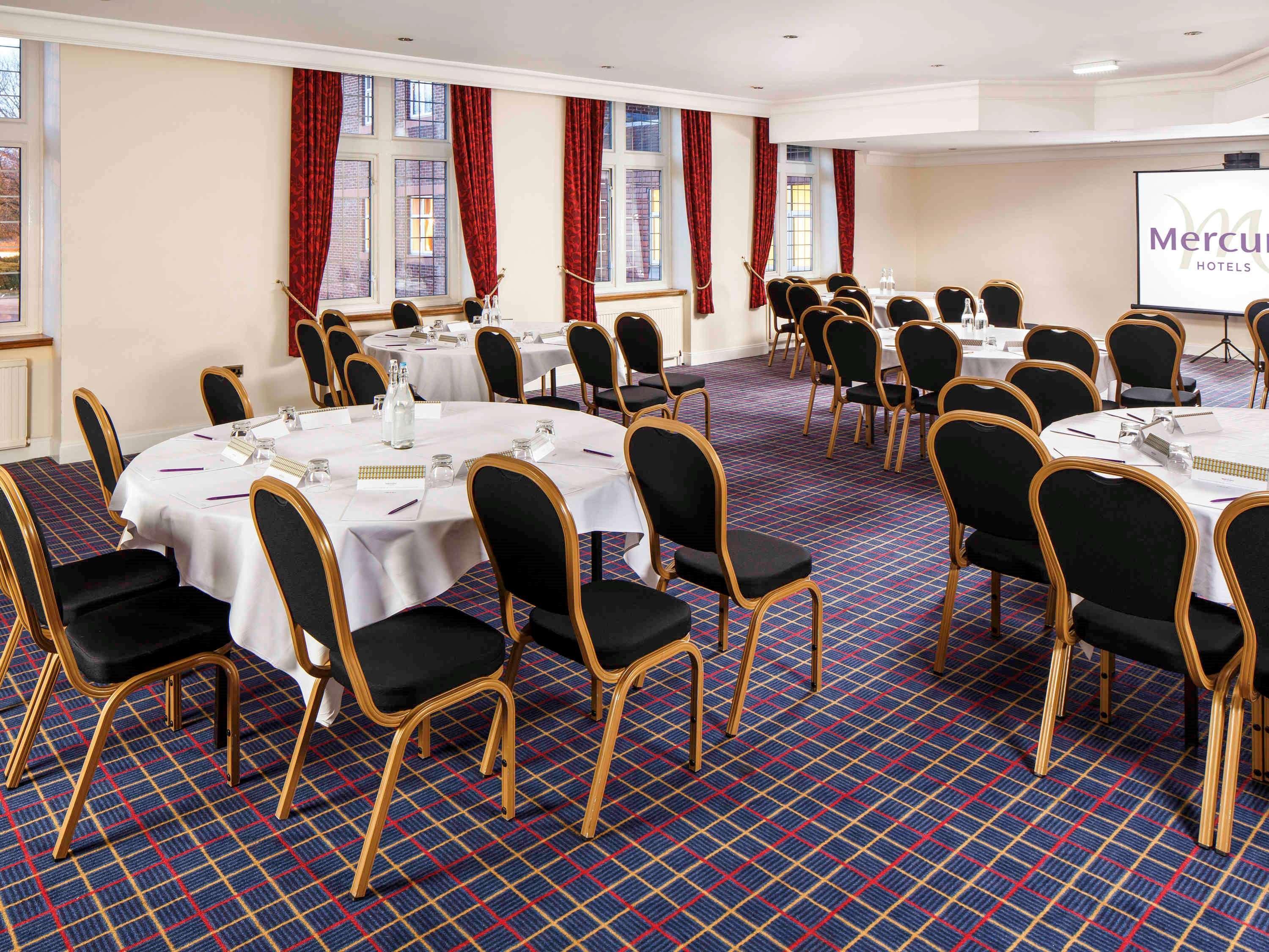 Mercure Leeds Parkway Hotel Екстериор снимка