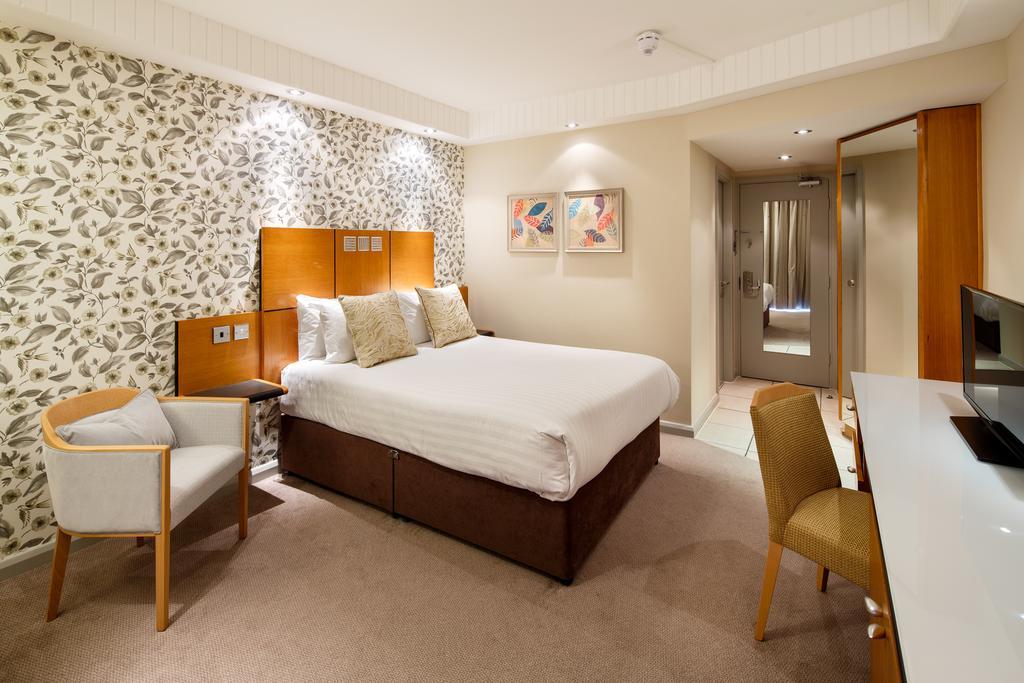 Mercure Leeds Parkway Hotel Екстериор снимка
