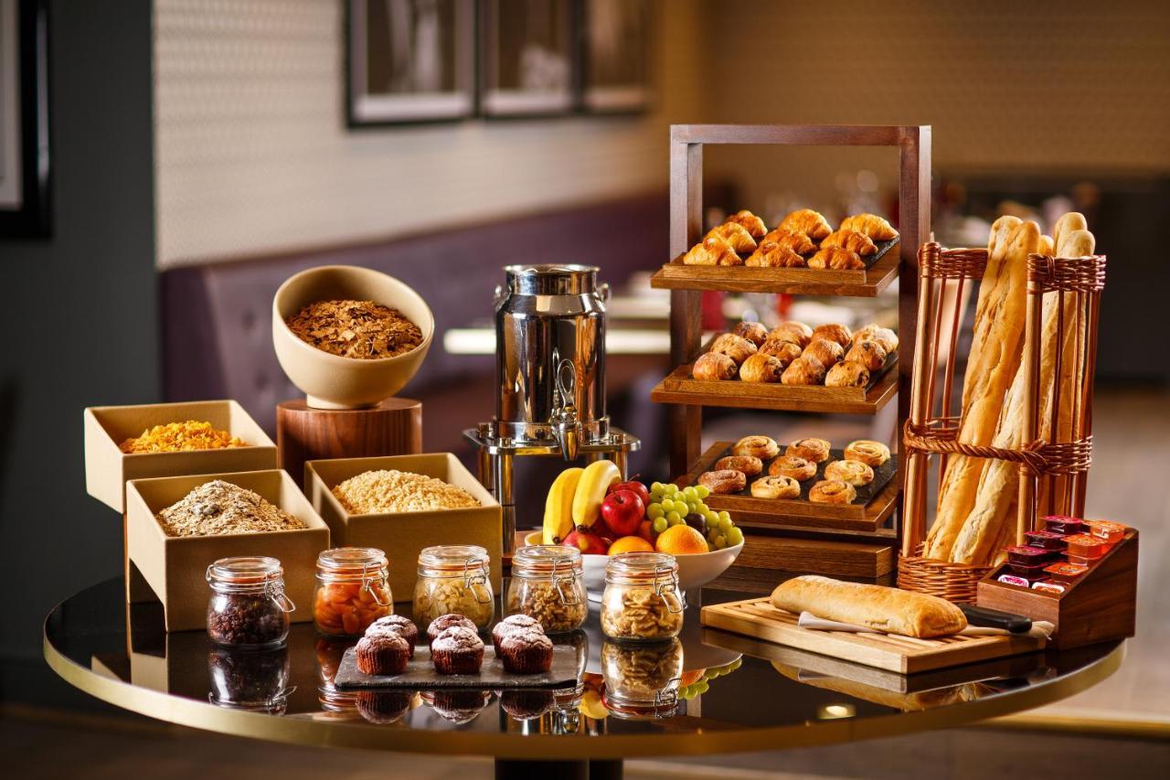 Mercure Leeds Parkway Hotel Екстериор снимка